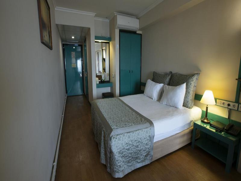 Kad Kv Y R Ht M Hotel image