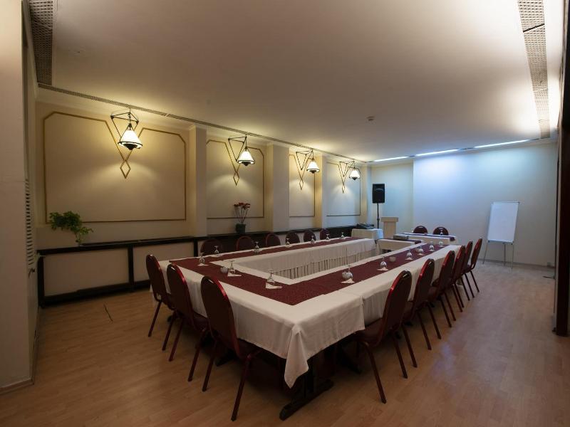 Kad Kv Y R Ht M Hotel image