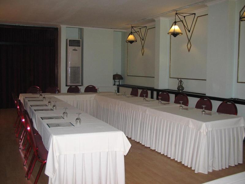 Kad Kv Y R Ht M Hotel image