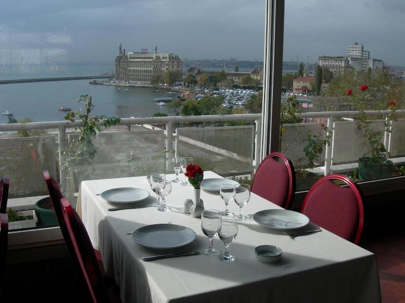 Kad Kv Y R Ht M Hotel image