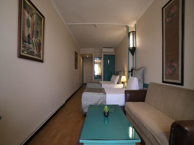 Kad Kv Y R Ht M Hotel image