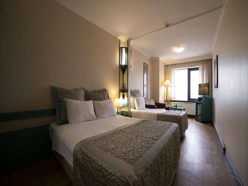 Kad Kv Y R Ht M Hotel image