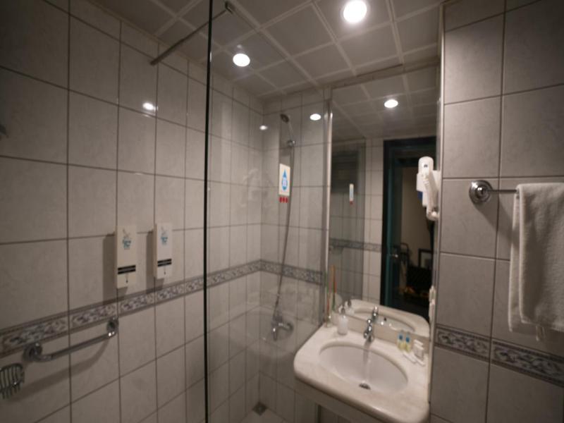 Kad Kv Y R Ht M Hotel image