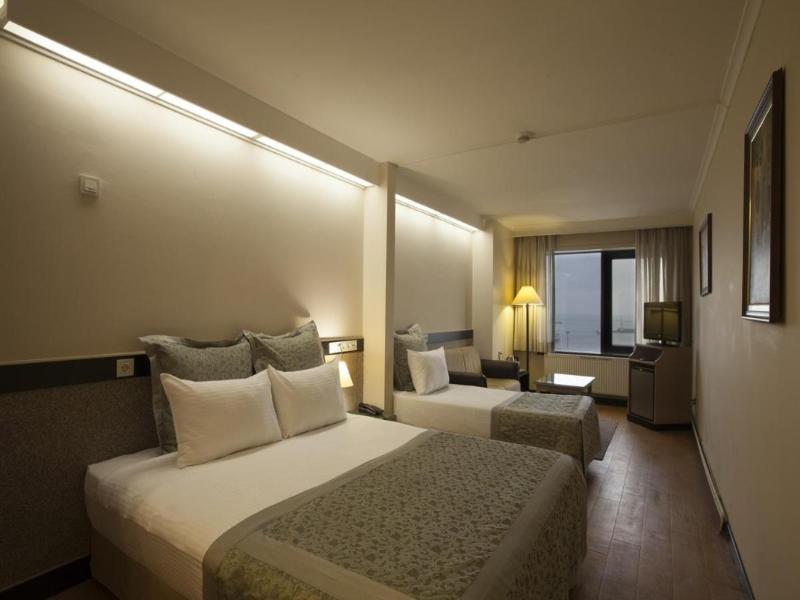 Kad Kv Y R Ht M Hotel image
