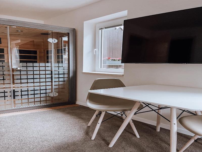 Chata Lesovna image