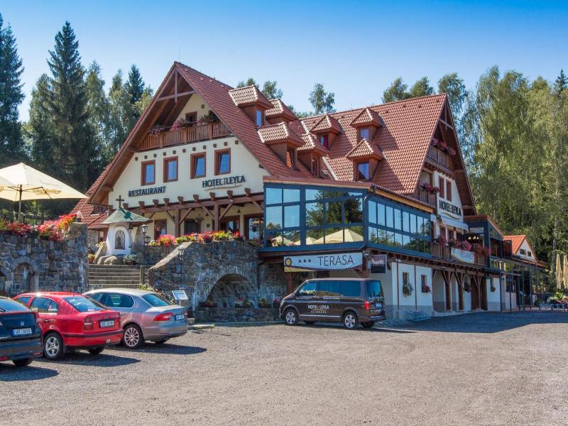 Hotel Leyla image