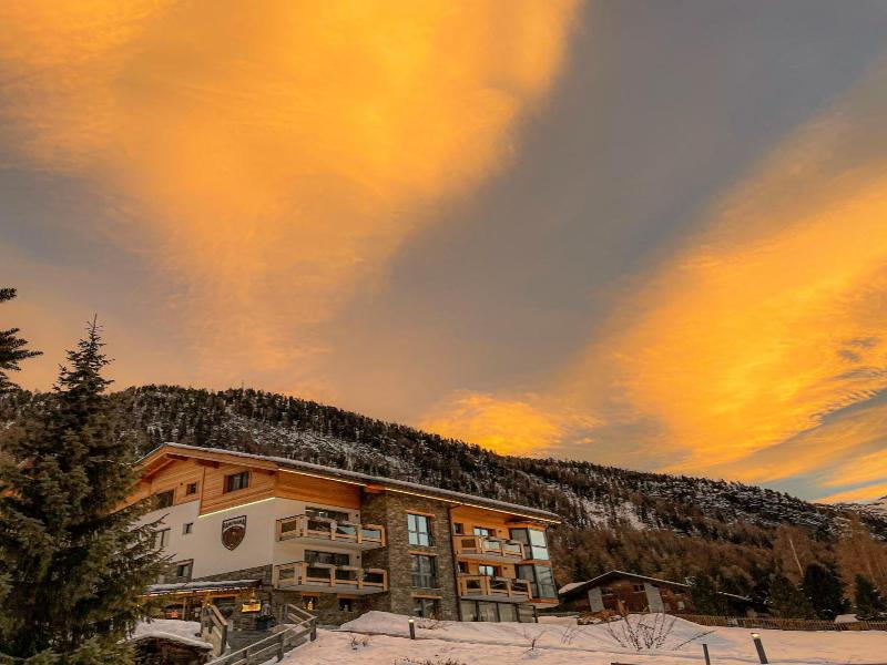 Panorama Ski Lodge image
