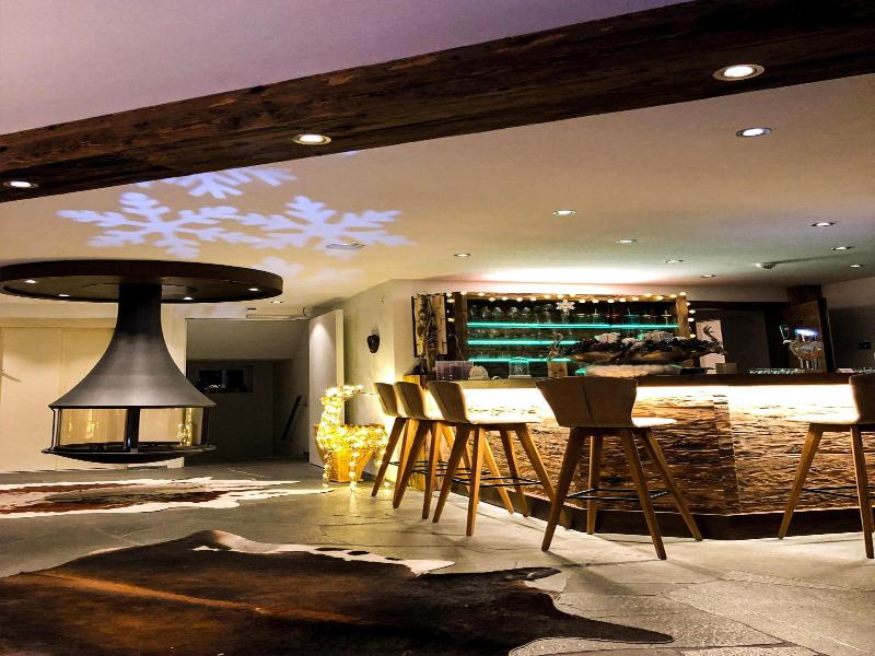 Panorama Ski Lodge image