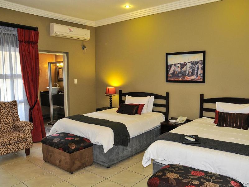 2ten Hotel image