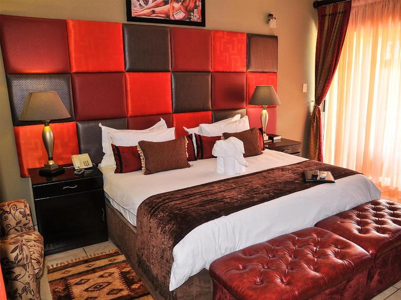 2ten Hotel image