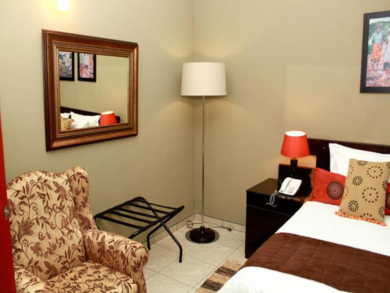2ten Hotel image