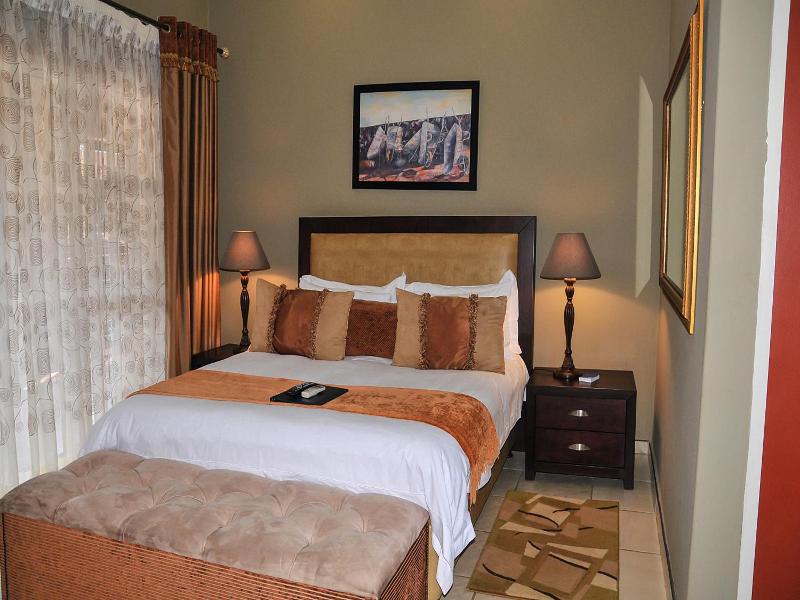 2ten Hotel image