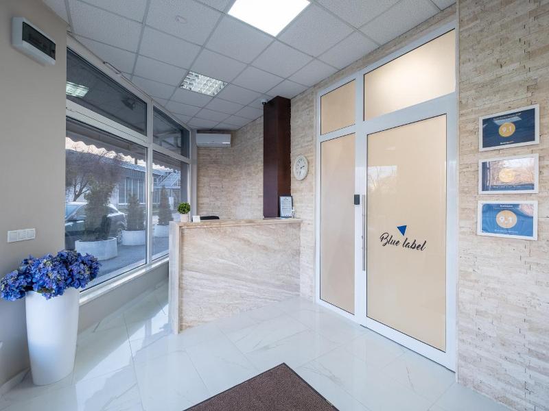 Blue Label Apart House image