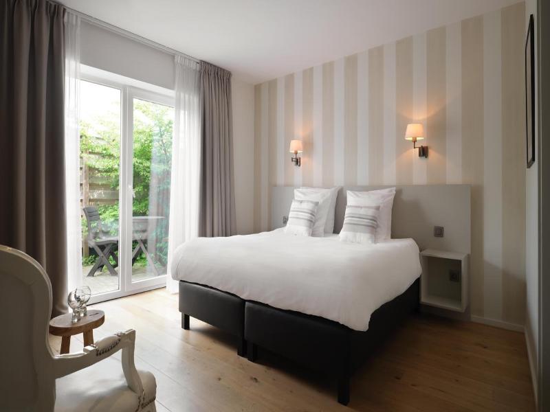 Le 24 Hotel image