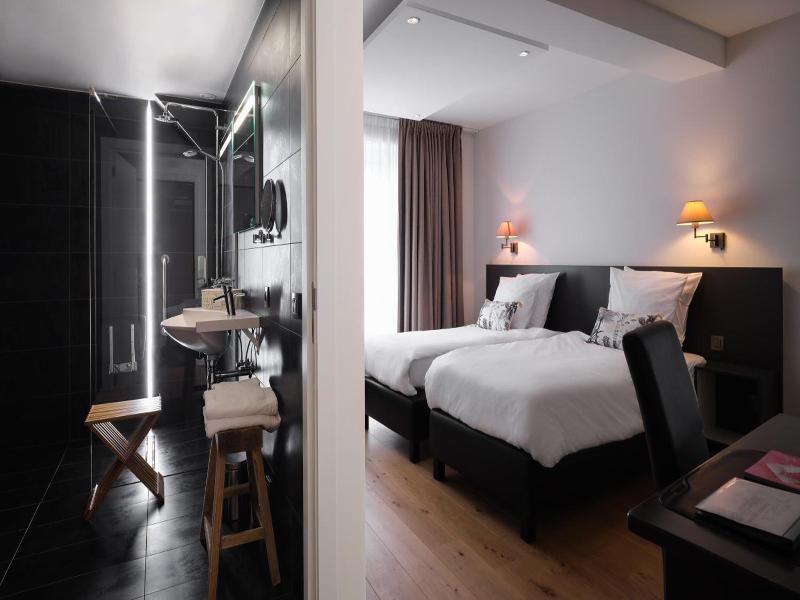 Le 24 Hotel image