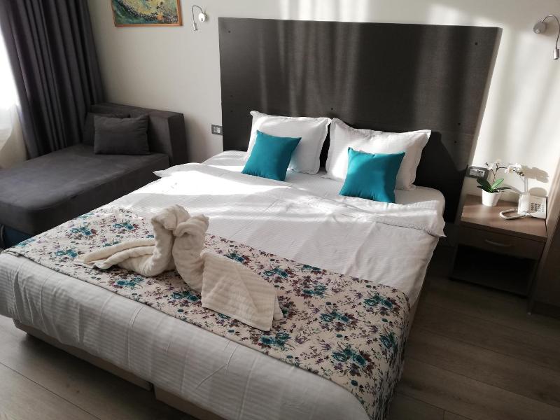 Atlas City Center Hotel