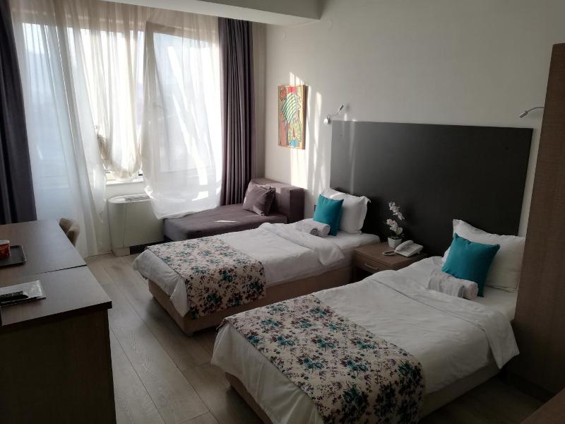 Atlas City Center Hotel