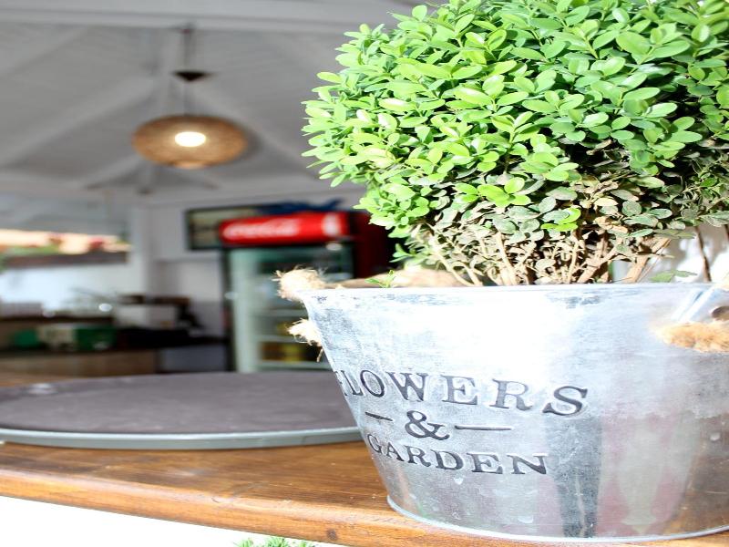City House Family Hotel Restaurant image