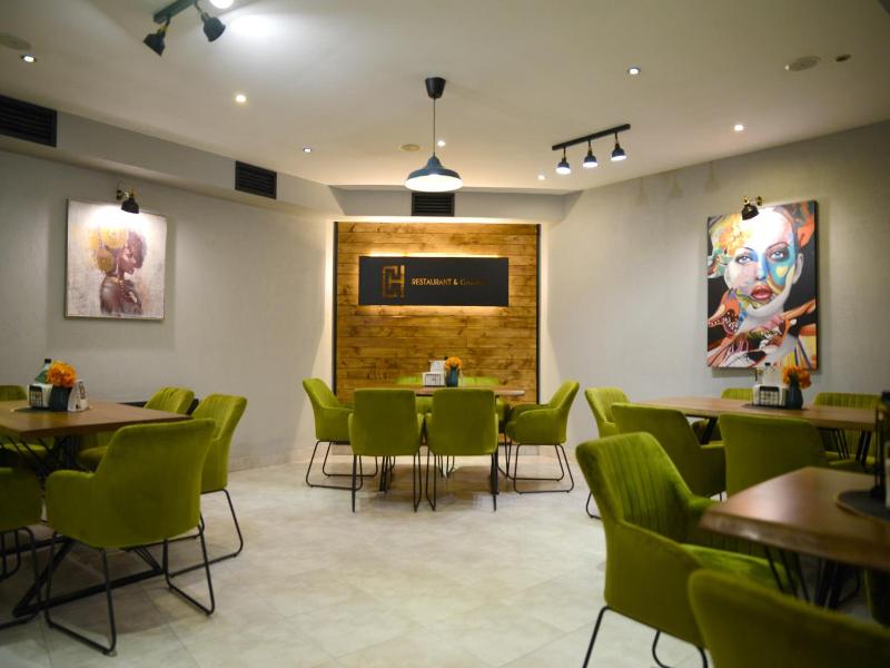 City House Family Hotel Restaurant image