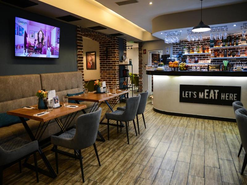 City House Family Hotel Restaurant image