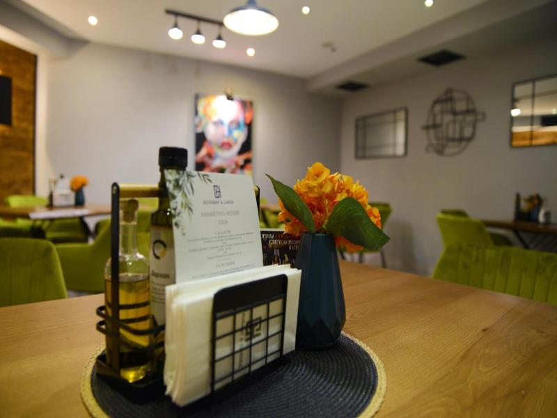City House Family Hotel Restaurant image