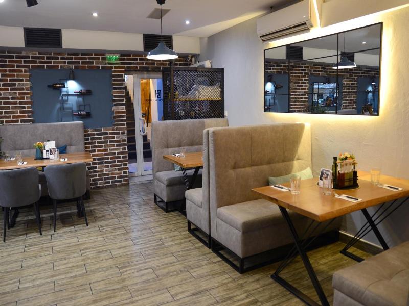 City House Family Hotel Restaurant image