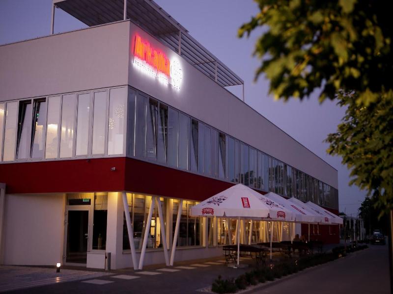 Hotel Arkadia Jelcz Laskowice
