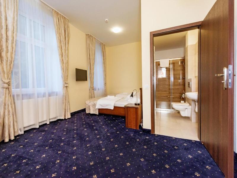 Hotel Marczewski image