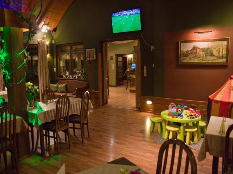 Hotel Kochanv W image