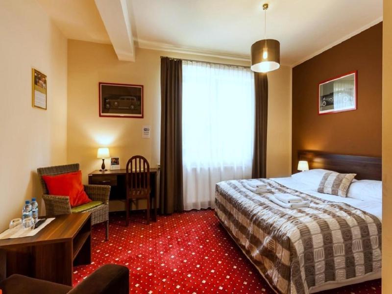 Hotel Kochanv W image