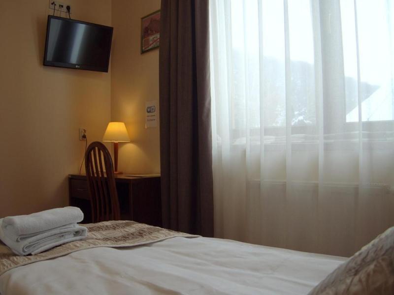Hotel Kochanv W image