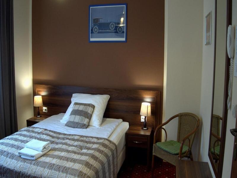 Hotel Kochanv W image