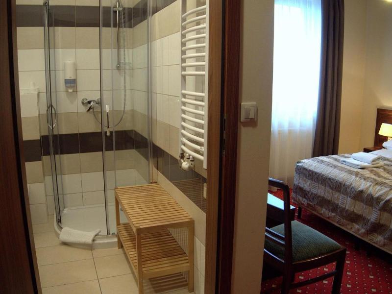Hotel Kochanv W image