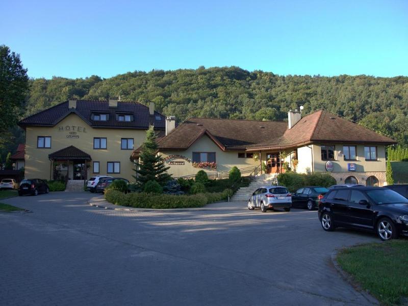 Hotel Kochanv W image