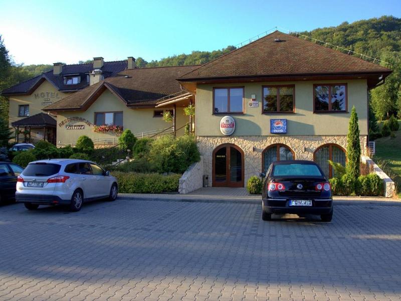 Hotel Kochanv W image