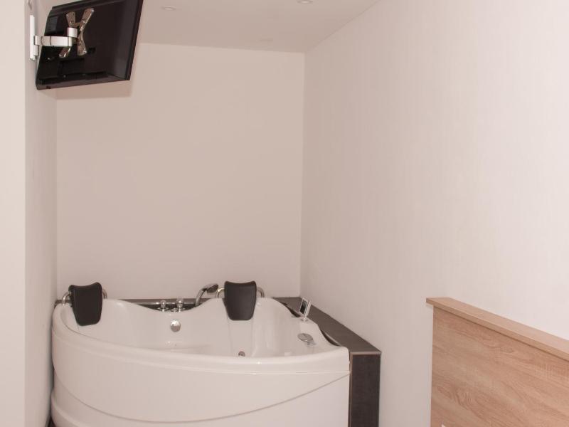 Hotel Traube Garni image