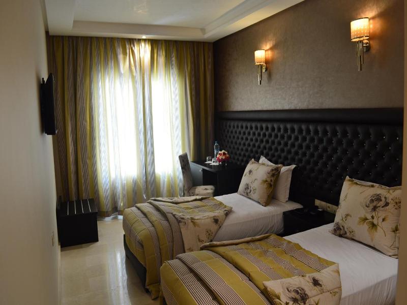 Hotel La Luna image