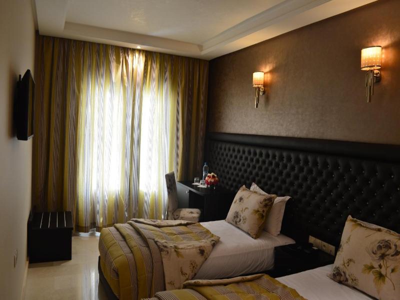 Hotel La Luna image