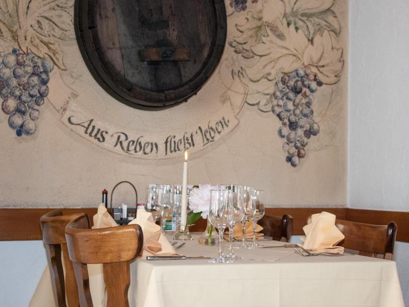 Speiserestaurant Traube image