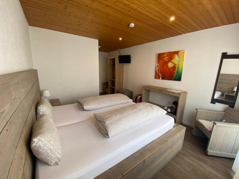 Hotel Twing image