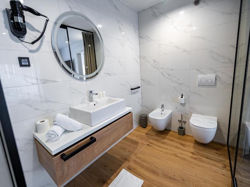 City Hotel Kr Ko image