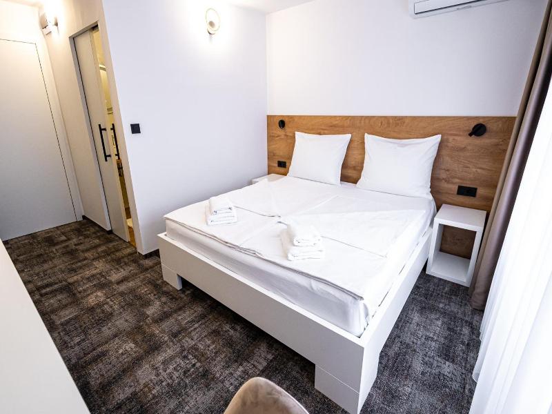 City Hotel Kr Ko image