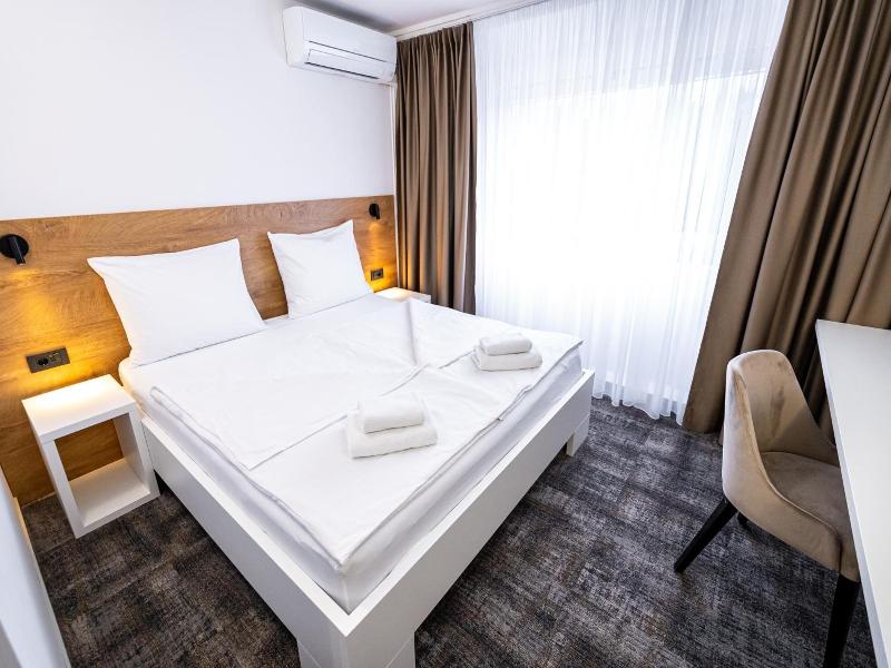 City Hotel Kr Ko image