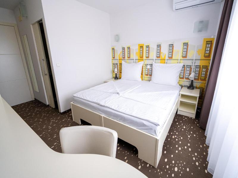 City Hotel Kr Ko image