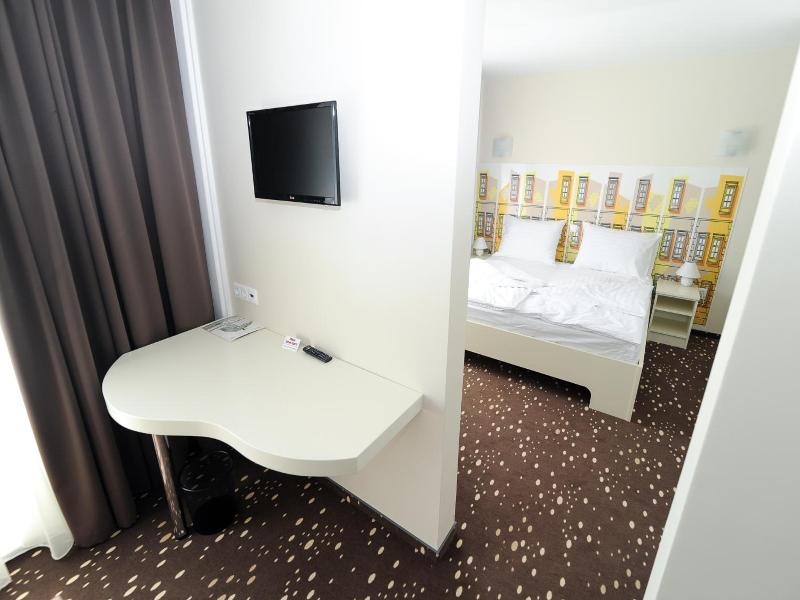 City Hotel Kr Ko image