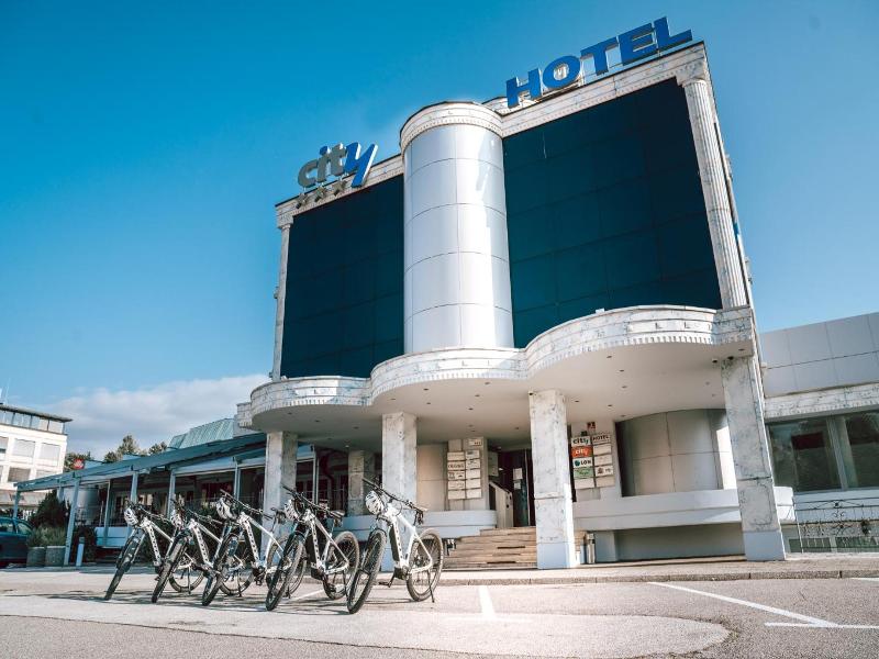 City Hotel Kr Ko image