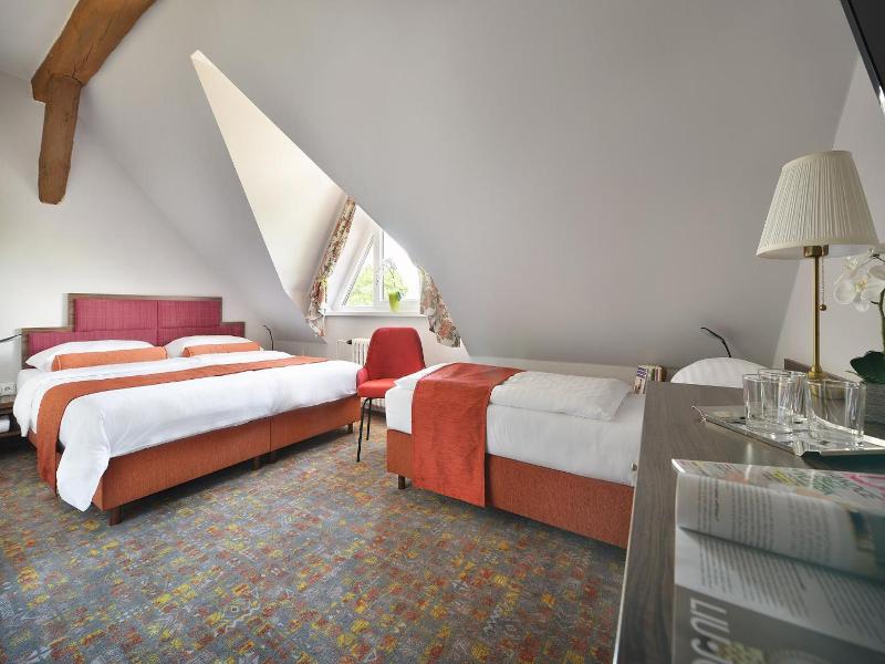 Maxmilian Lifestyle Resort image