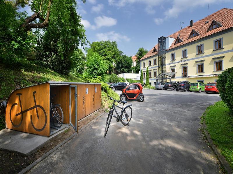 Maxmilian Lifestyle Resort image