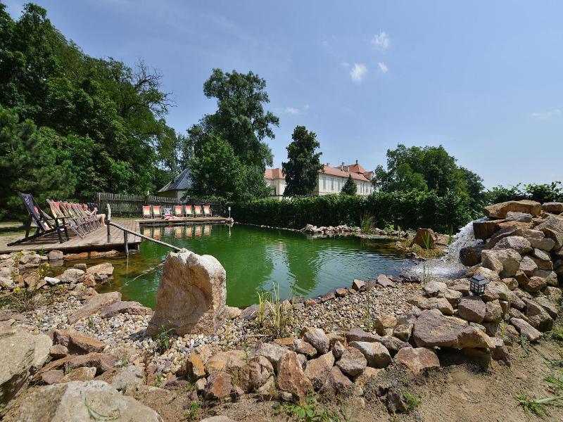 Maxmilian Lifestyle Resort image