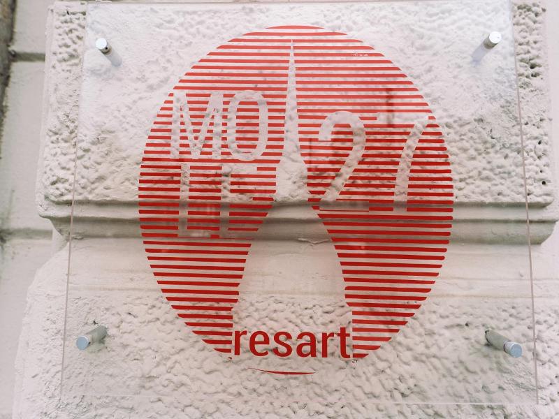 Mole27 Resart image